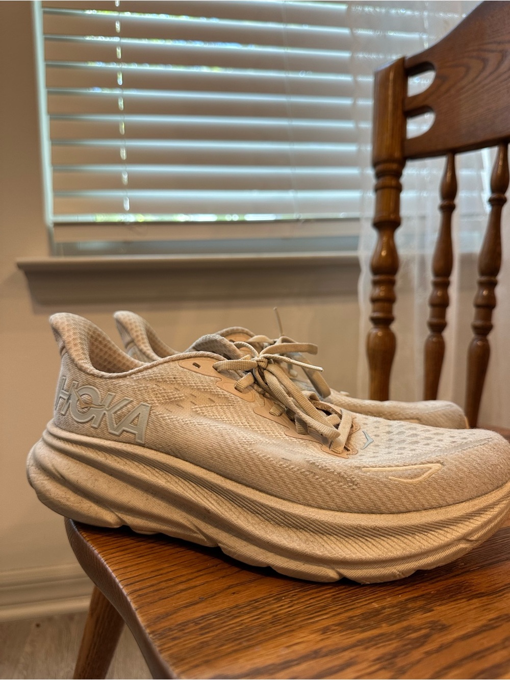 Hoka Clifton 9 Running Shoes